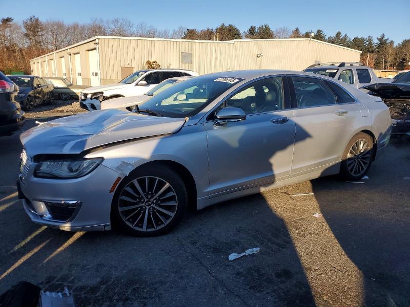 LINCOLN MKZ 2017 with VIN 3LN6L5B98HR633573 - Photo from auction