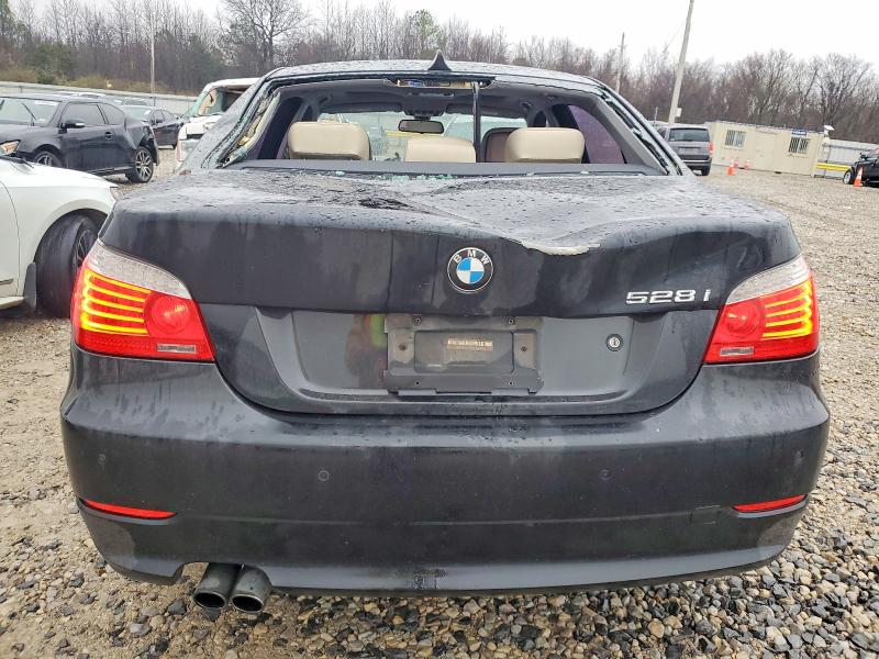 Photo 6 from auction – 2010 BMW 528 I with VIN WBANU5C55AC366239