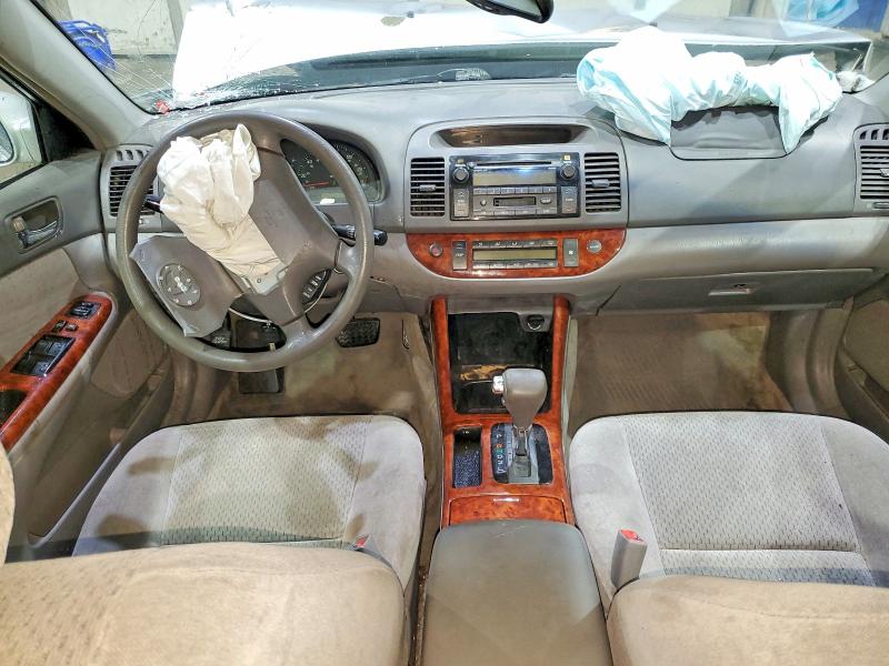 صورة رقم 8 من المزاد - 2002 TOYOTA CAMRY LE مع VIN 4T1BE30KX2U072196