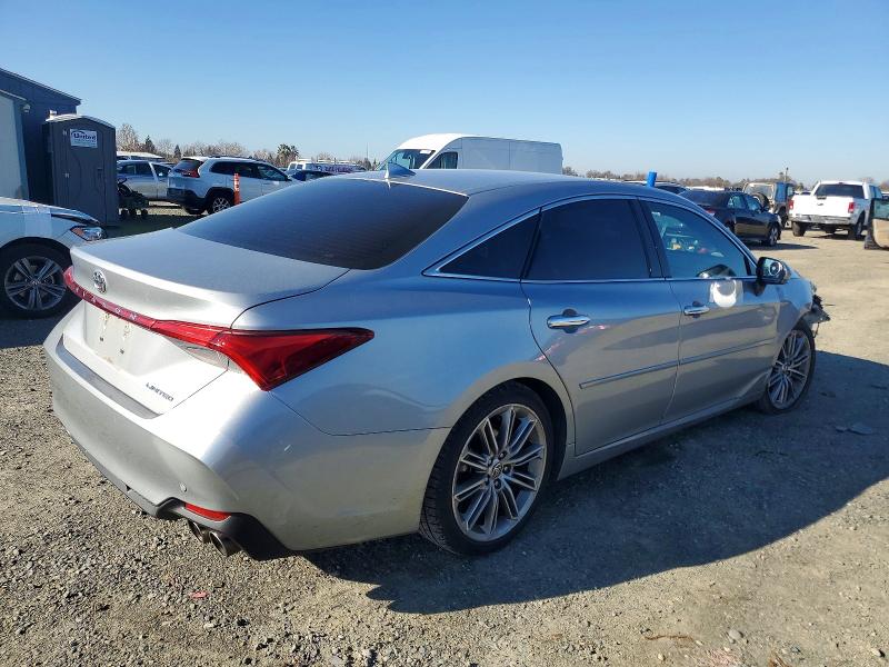 Photo 3 from auction – 2021 TOYOTA AVALON with VIN 4T1DZ1FB8MU062648