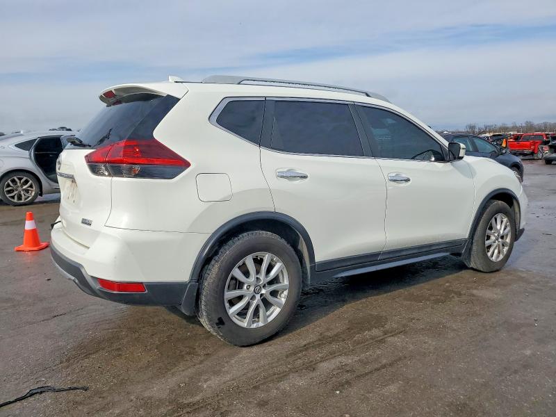 Photo 3 from auction – 2019 NISSAN ROGUE with VIN 5N1AT2MT1KC843746