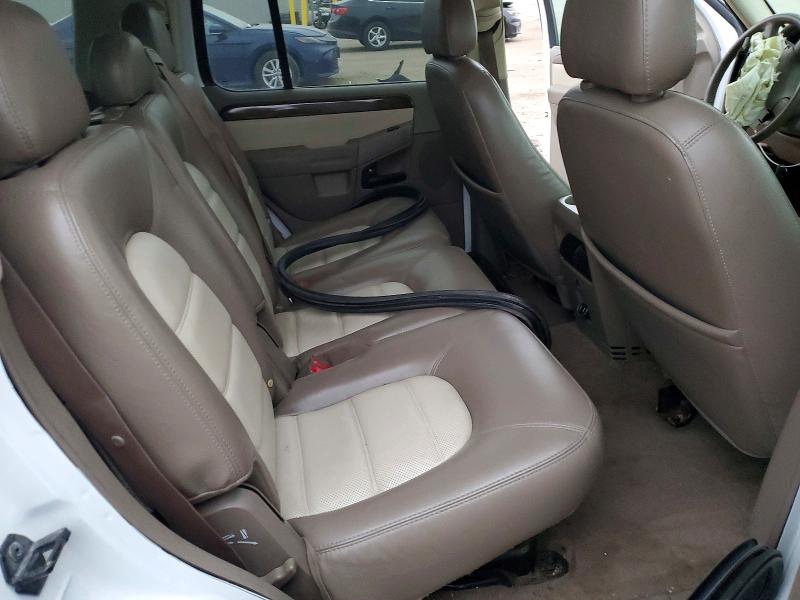 Photo 11 from auction – 2005 FORD EXPLORER with VIN 1FMDU74W15ZA62843