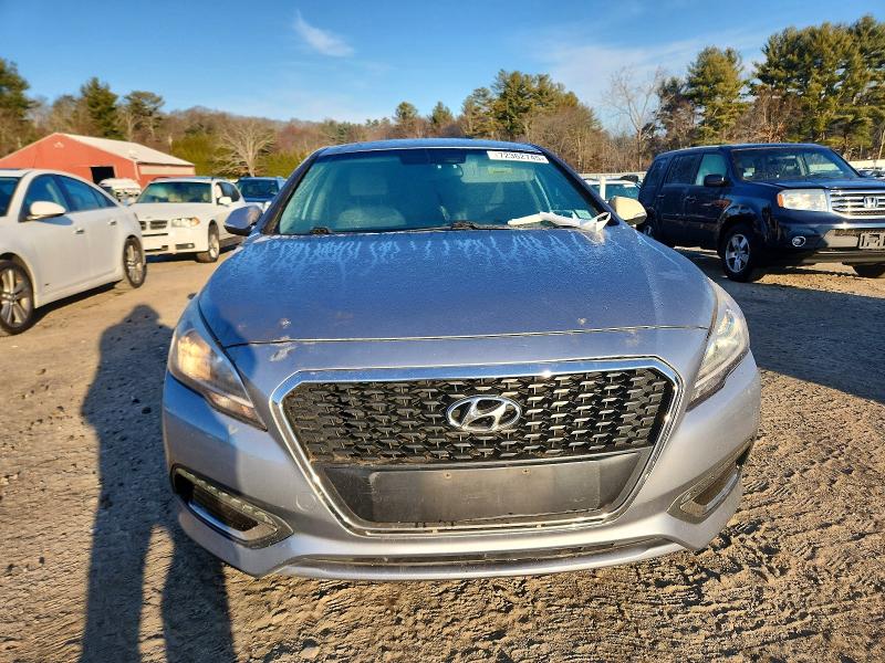 Photo 5 from auction – 2016 HYUNDAI SONATA HYB with VIN KMHE24L17GA016076
