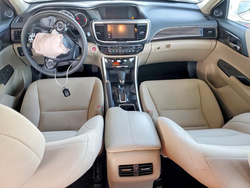 Photo 8 from auction – 2016 HONDA ACCORD with VIN 1HGCR2F72GA214240