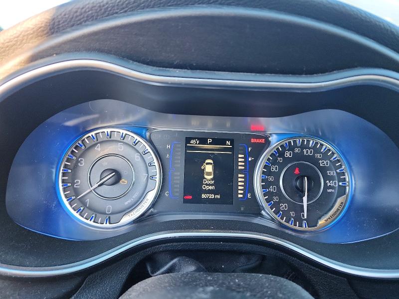 Photo 9 from auction – 2016 CHRYSLER 200 LIMITE with VIN 1C3CCCABXGN128446