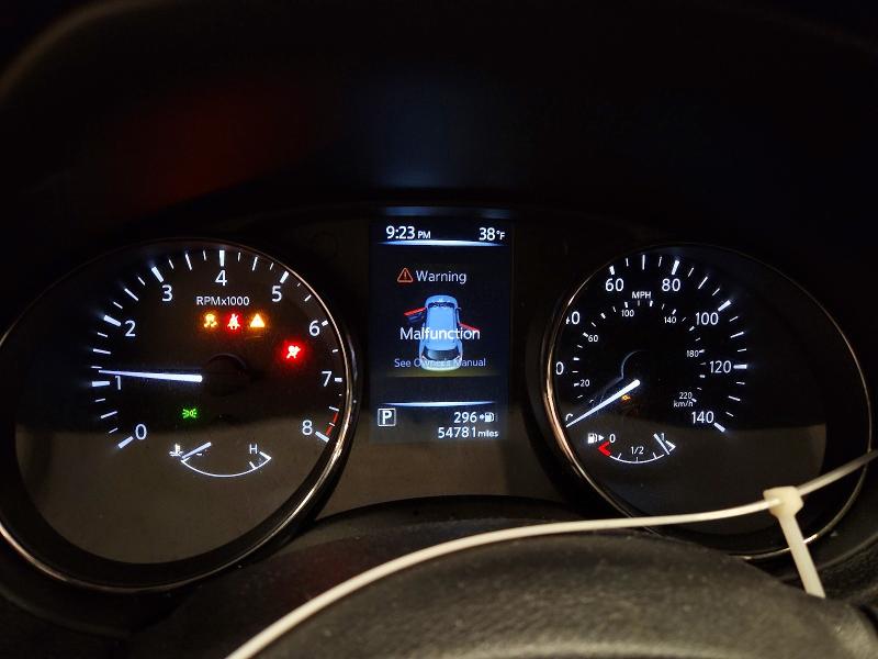 Photo 9 from auction – 2017 NISSAN ROGUE SV with VIN 5N1AT2MV7HC859170