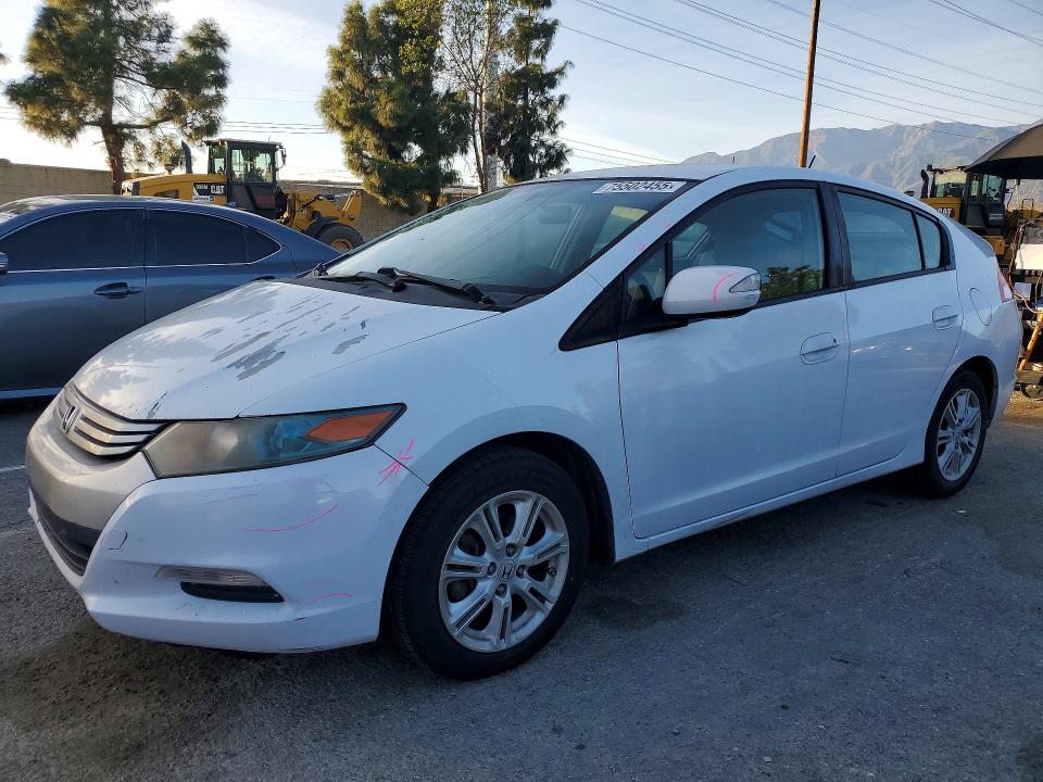 HONDA INSIGHT 2010 with VIN JHMZE2H79AS019852 - Photo from auction