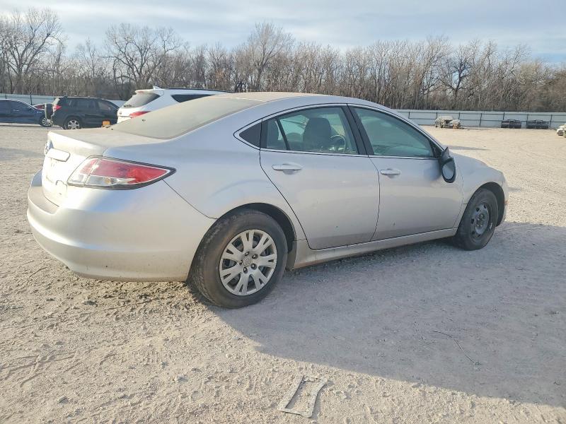 Photo 3 from auction – 2011 MAZDA 6 I with VIN 1YVHZ8BHXB5M09892