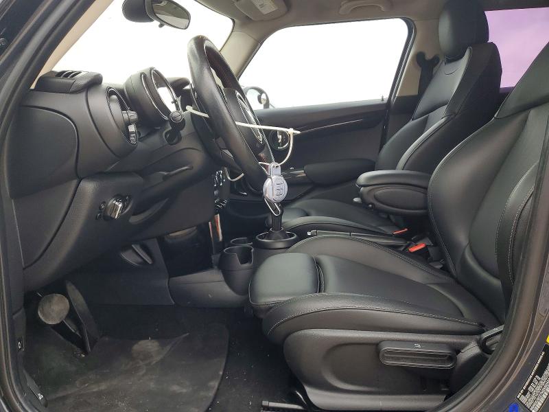 Photo 7 from auction – 2021 MINI COOPER with VIN WMWXU9C07M2M92424