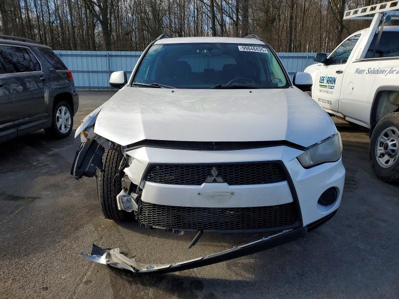 Photo 5 from auction – 2010 MITSUBISHI OUTLANDER with VIN JA4AT2AW7AZ008663