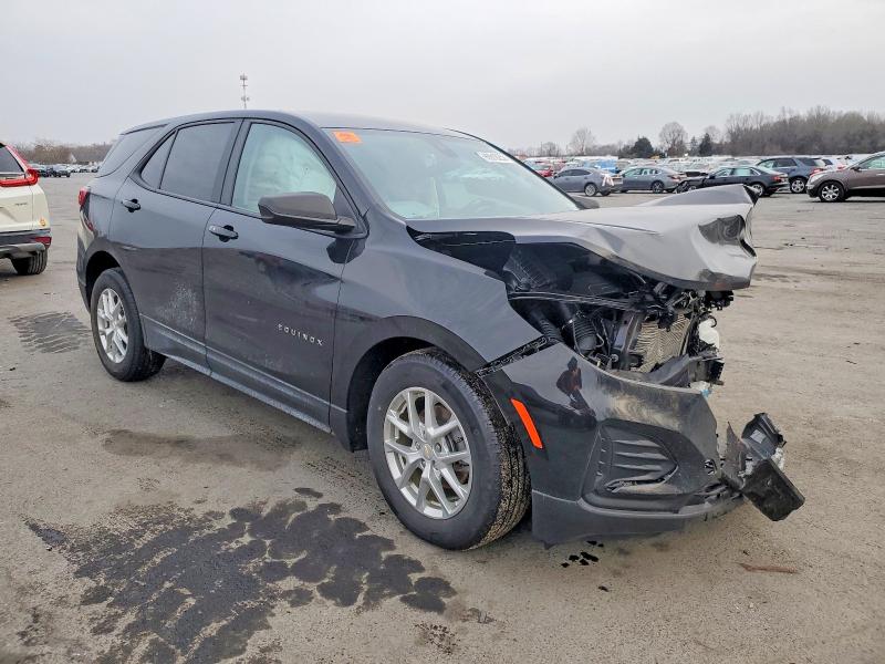 Photo 4 from auction – 2022 CHEVROLET EQUINOX LS with VIN 2GNAXHEV2N6130127