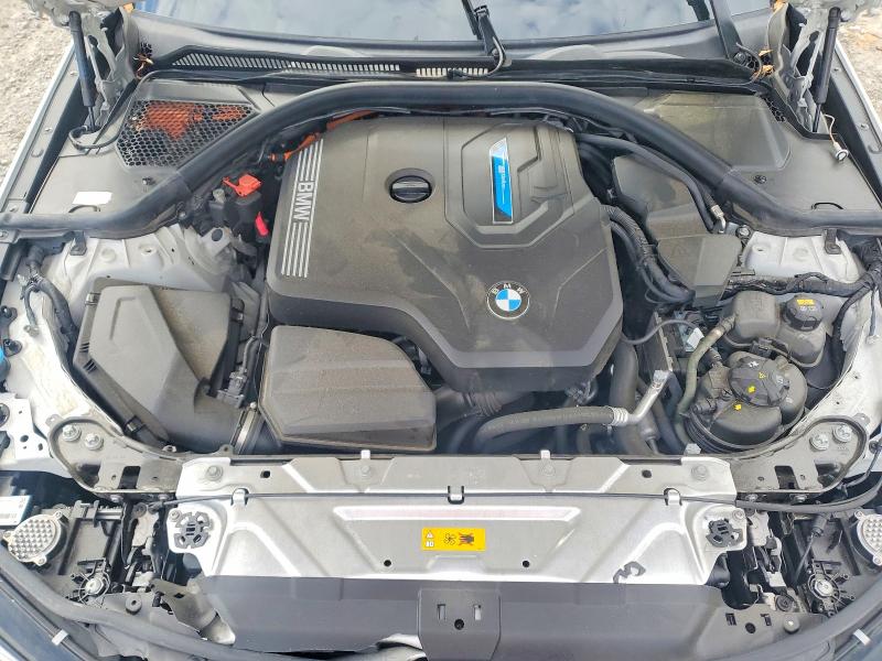 Photo 11 from auction – 2022 BMW 330E with VIN 3MW5P7J05N8C65256
