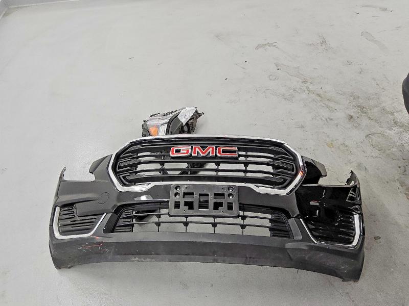Photo 13 from auction – 2024 GMC TERRAIN SL with VIN 3GKALMEG5RL394172