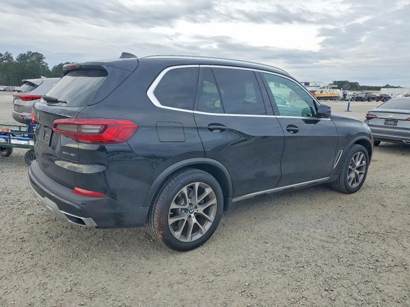 Photo 3 from auction – 2019 BMW X5 with VIN 5UXCR6C5XKLL53021