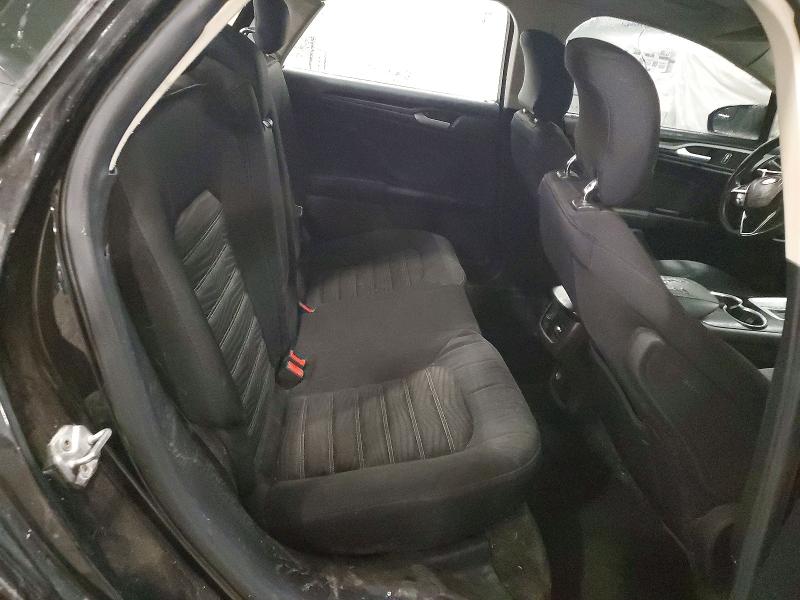 Photo 10 from auction – 2016 FORD FUSION with VIN 3FA6P0LU0GR328863