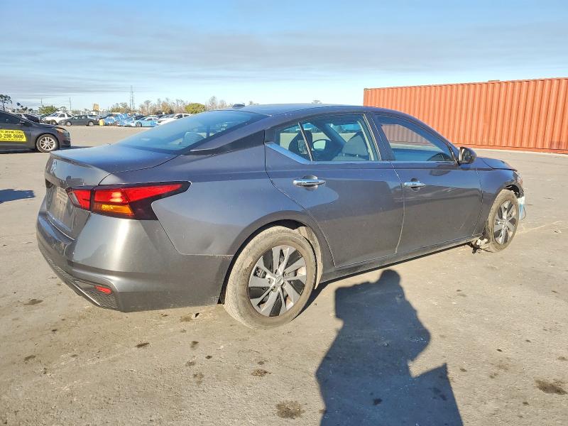 Photo 3 from auction – 2019 NISSAN ALTIMA S with VIN 1N4BL4BV9KC212743