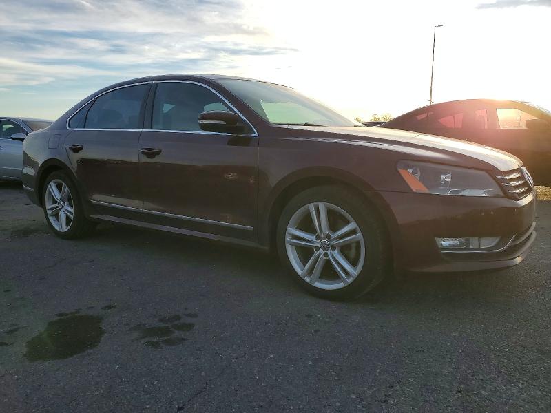 Photo 4 from auction – 2014 VOLKSWAGEN PASSAT with VIN 1VWCT7A34EC016145