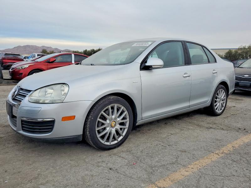 VOLKSWAGEN JETTA WOLF 2008 with VIN 3VWRJ71KX8M137904 - Photo from auction