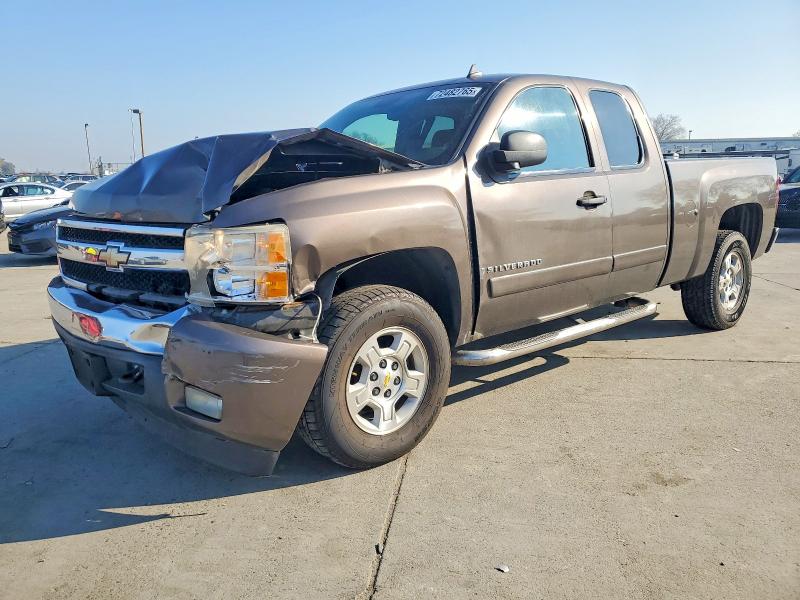 CHEVROLET SILVERADO 2008 with VIN 1GCEC19C58Z230513 - Photo from auction