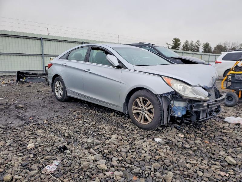 Photo 4 from auction – 2012 HYUNDAI SONATA GLS with VIN 5NPEB4AC9CH451550