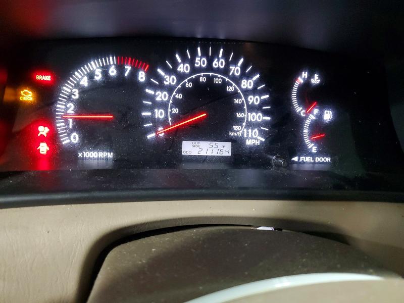 Photo 9 from auction – 2005 TOYOTA COROLLA CE with VIN 1NXBR32EX5Z560645