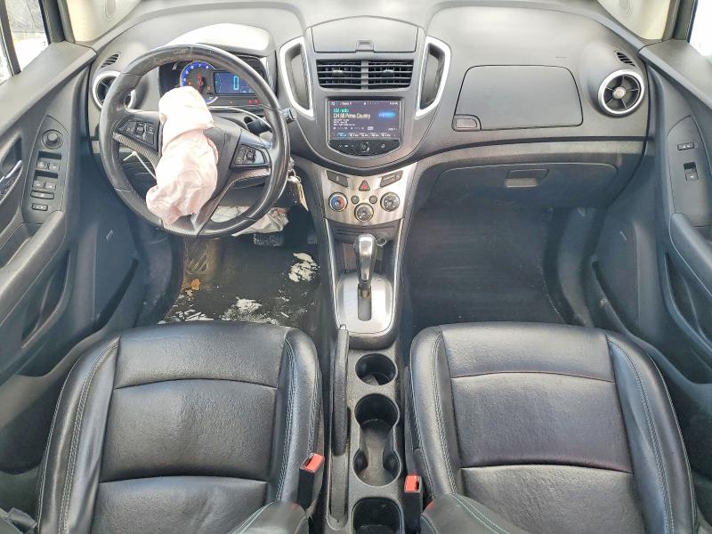 Photo 8 from auction – 2016 CHEVROLET TRAX LTZ with VIN 3GNCJRSB1GL172362