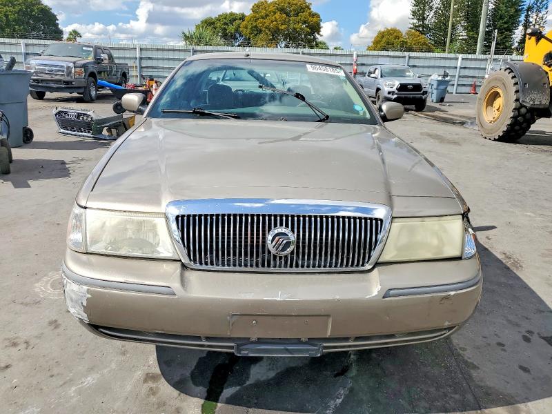 Photo 5 from auction – 2003 MERCURY GRAND MARQ with VIN 2MEFM74W33X648118