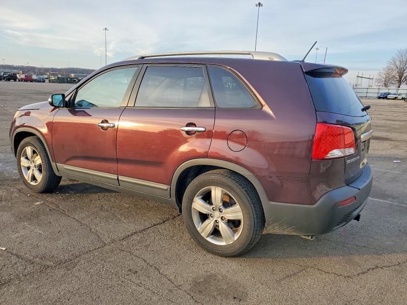 Photo 2 from auction – 2012 KIA SORENTO EX with VIN 5XYKU3A61CG242103