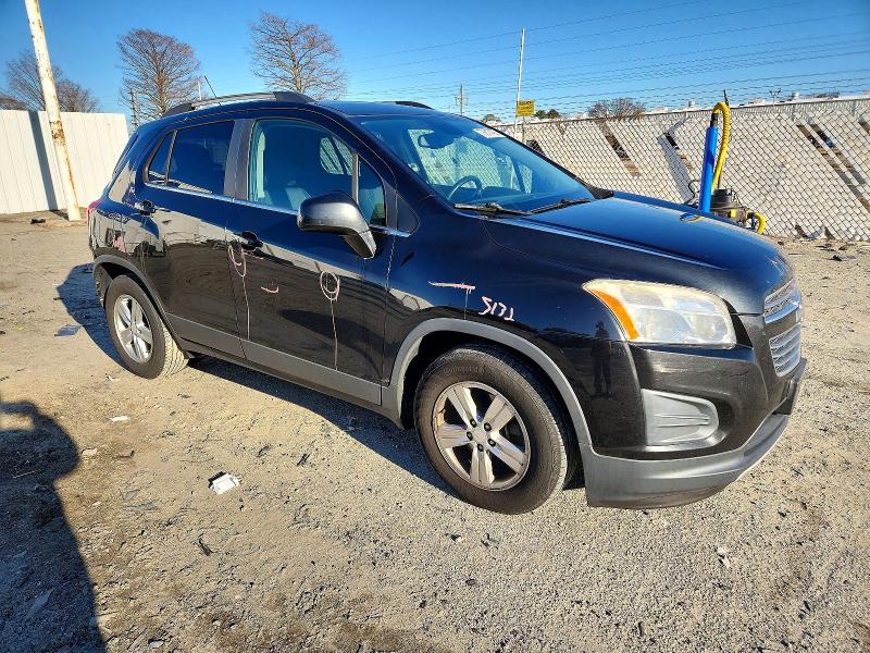 Photo 4 from auction – 2015 CHEVROLET TRAX 1LT with VIN 3GNCJLSB9FL252603