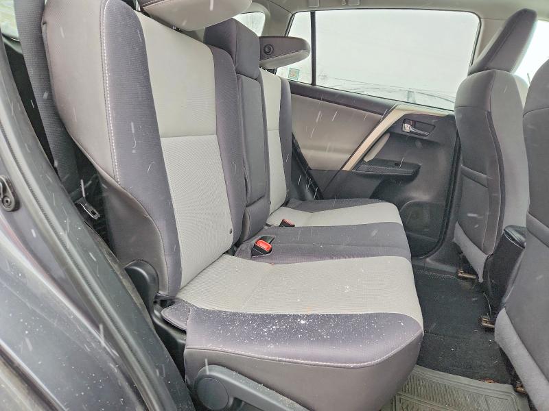 Photo 11 from auction – 2015 TOYOTA RAV4 XLE with VIN 2T3RFREV4FW248335