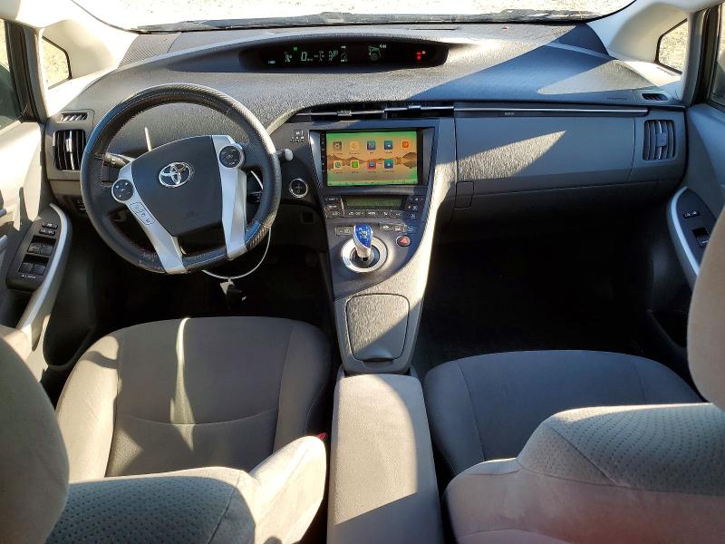Photo 8 from auction – 2010 TOYOTA PRIUS with VIN JTDKN3DU8A0029112