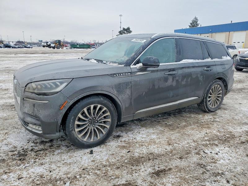 LINCOLN AVIATOR RE 2020 with VIN 5LM5J7WC2LGL23449 - Photo from auction