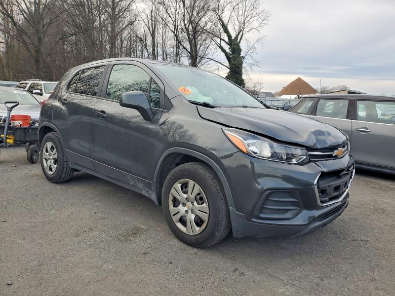 Photo 4 from auction – 2019 CHEVROLET TRAX with VIN 3GNCJKSB3KL167356