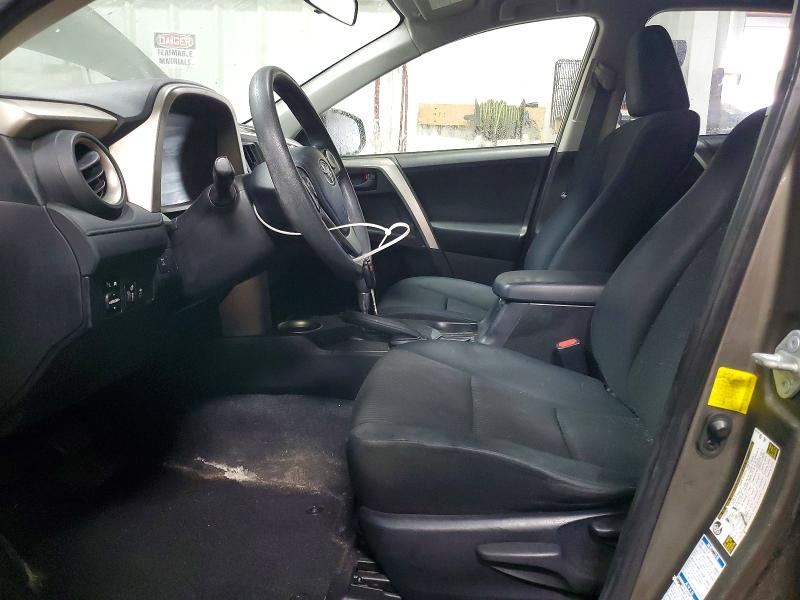 Photo 7 from auction – 2014 TOYOTA RAV4 LE with VIN JTMBFREV5ED057682