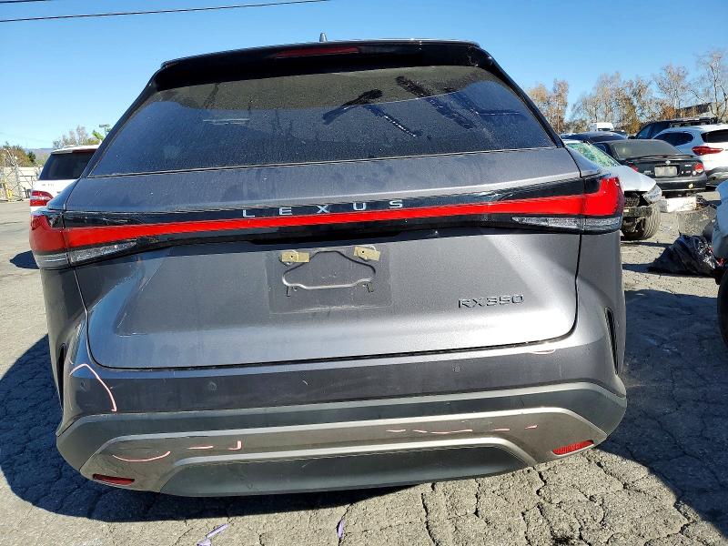 Photo 6 from auction – 2023 LEXUS RX with VIN 2T2BAMBA0PC013698