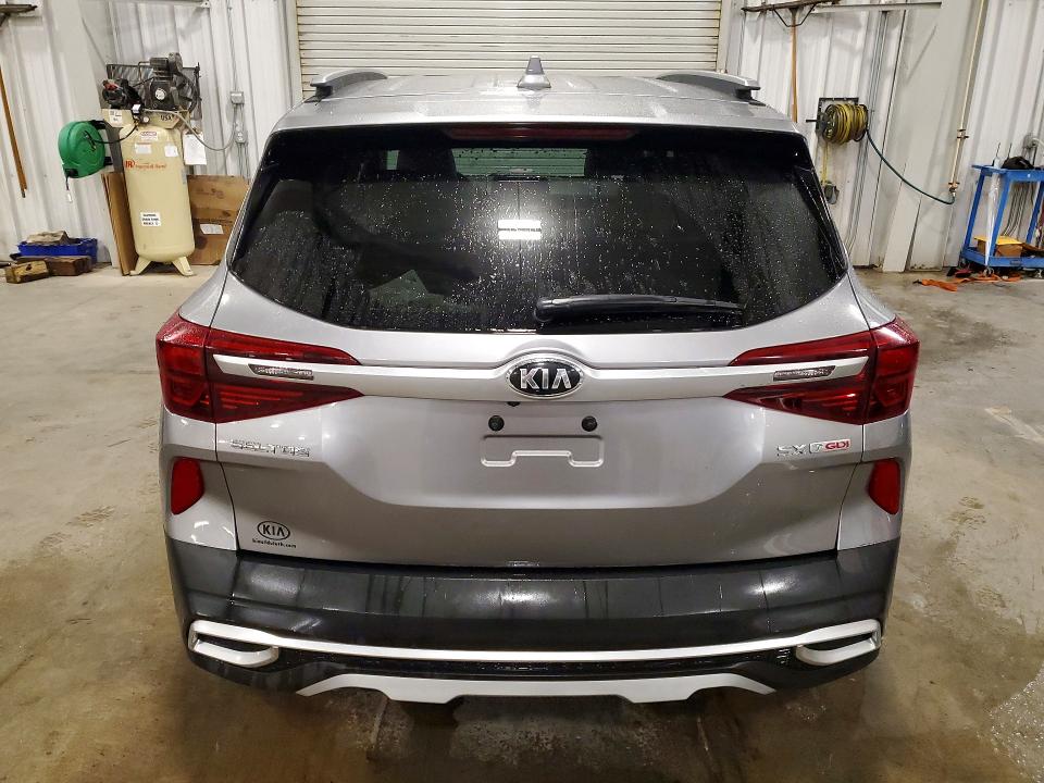 Photo 6 from auction – 2021 KIA SELTOS SX with VIN KNDETCA23M7158635