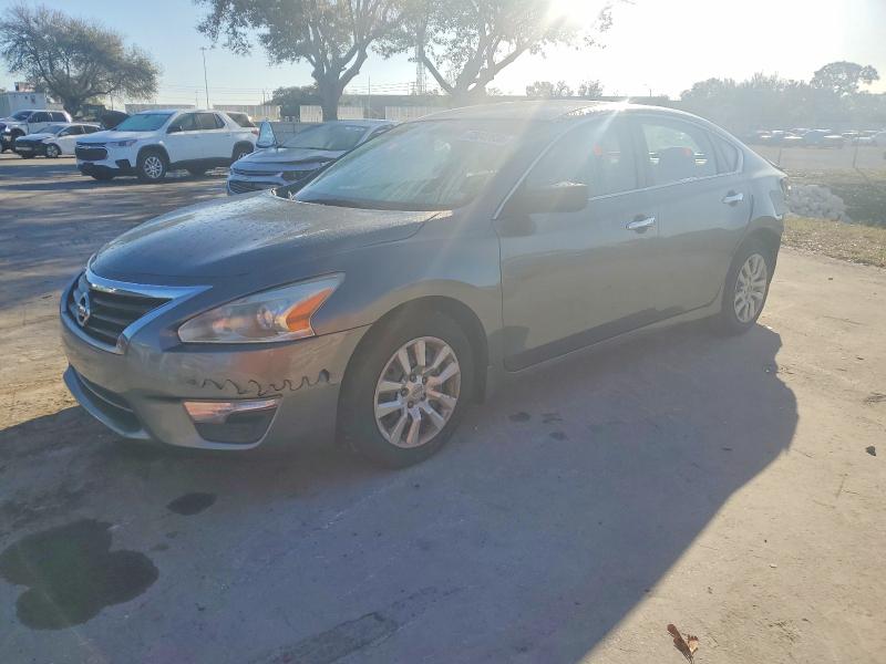 NISSAN ALTIMA 2.5 2015 with VIN 1N4AL3AP2FC264181 - Photo from auction