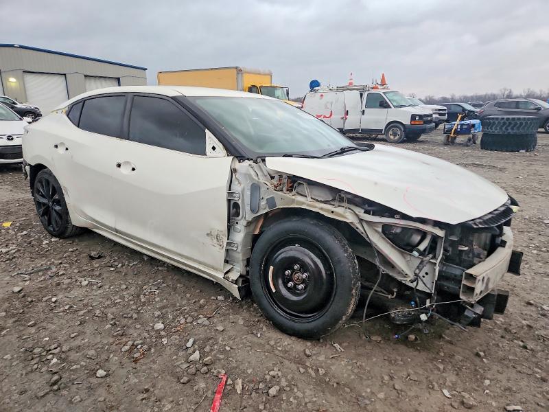 Photo 4 from auction – 2017 NISSAN MAXIMA 3.5 with VIN 1N4AA6AP8HC395609