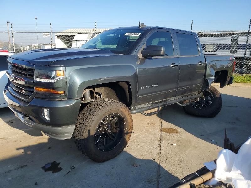 Photo 1 from auction – 2018 CHEVROLET SILVERADO with VIN 3GCUKREC1JG260262