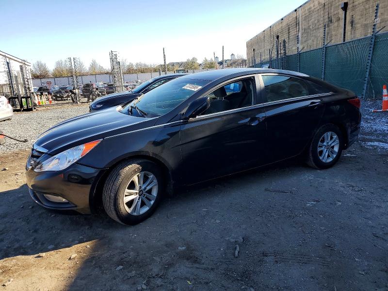 HYUNDAI SONATA GLS 2013 with VIN 5NPEB4AC8DH680853 - Photo from auction
