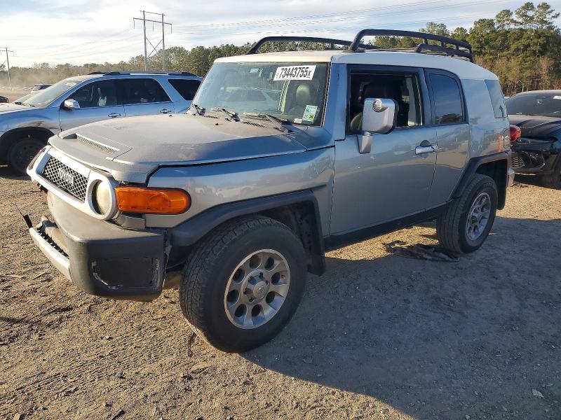 Photo 1 from auction – 2011 TOYOTA FJ CRUISER with VIN JTEZU4BF1BK011435
