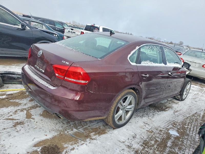 Photo 3 from auction – 2013 VOLKSWAGEN PASSAT SE with VIN 1VWBM7A38DC123111