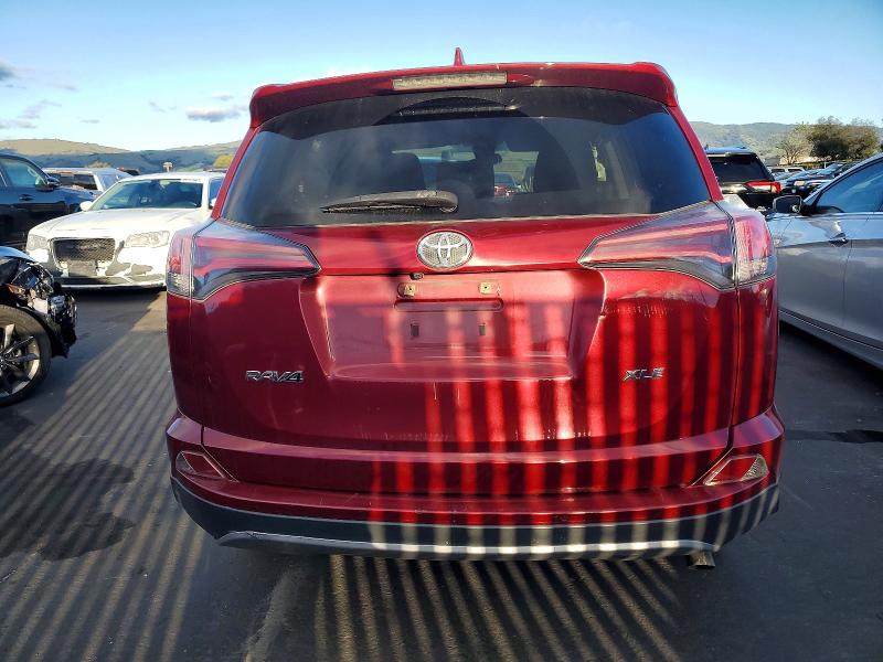 Photo 6 from auction – 2018 TOYOTA RAV4 ADVEN with VIN JTMWFREV2JD111211