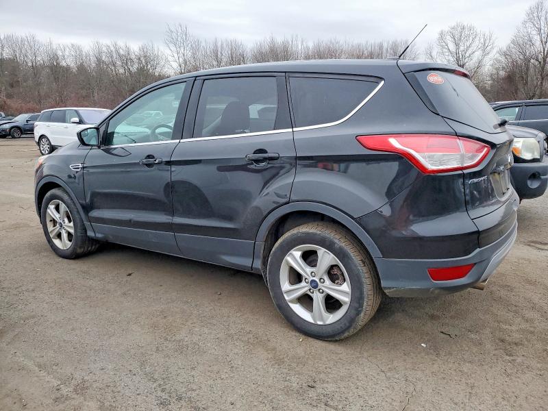 Photo 2 from auction – 2015 FORD ESCAPE SE with VIN 1FMCU9GX6FUA97808