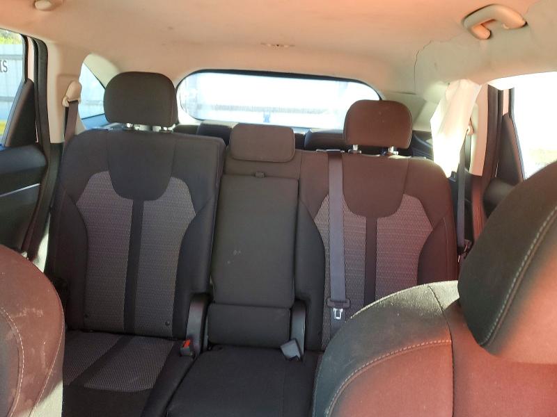 Photo 10 from auction – 2023 KIA SORENTO LX with VIN 5XYRG4LC7PG234978