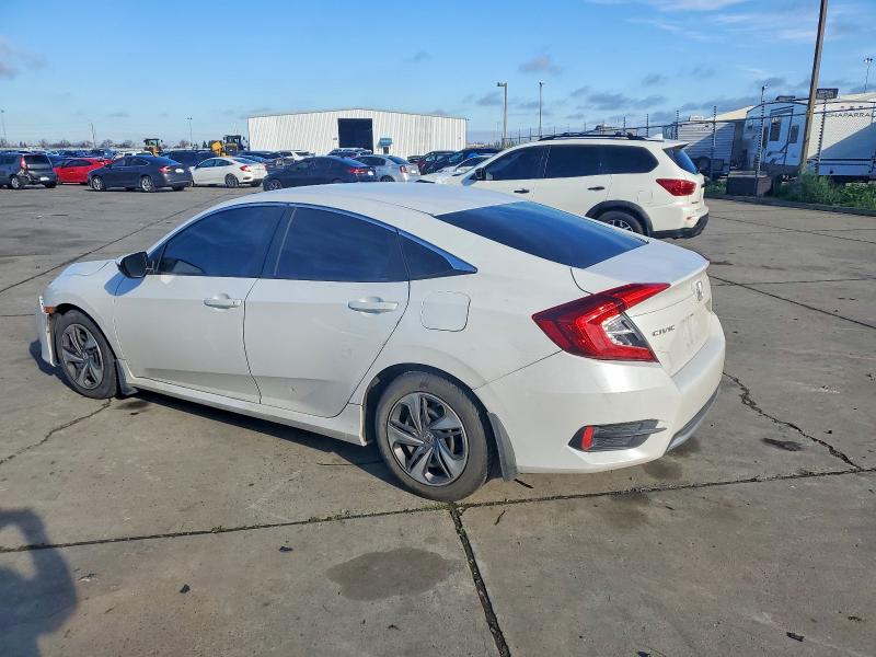 Photo 2 from auction – 2019 HONDA CIVIC with VIN 19XFC2F68KE207500