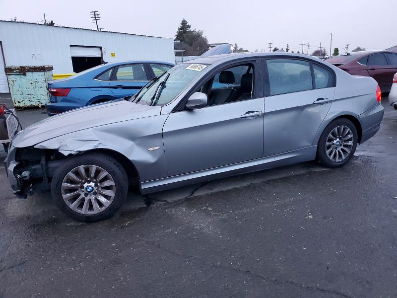 BMW 328 2009 with VIN WBAPH73539A175094 - Photo from auction