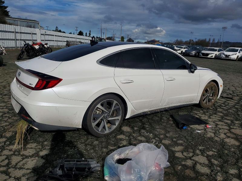 Photo 3 from auction – 2022 HYUNDAI SONATA with VIN KMHL44J29NA240265