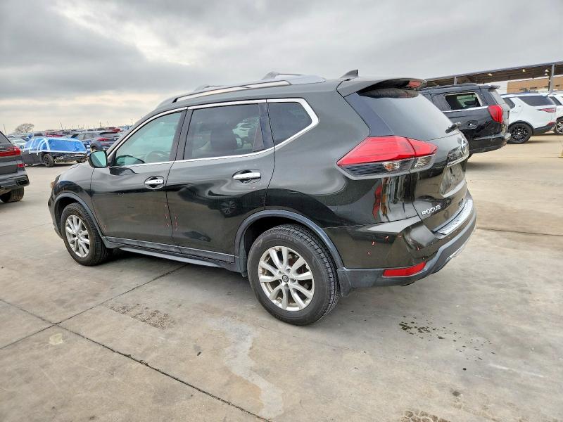 Photo 2 from auction – 2017 NISSAN ROGUE SV with VIN 5N1AT2MV5HC813773