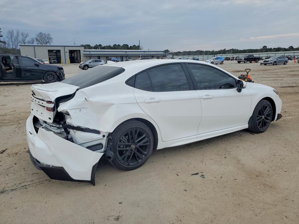 Photo 3 from auction – 2025 TOYOTA CAMRY with VIN 4T1DAACK6SU126100